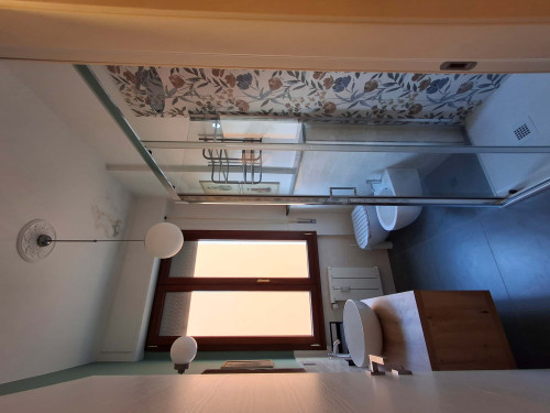 Room in Via Pistoiese, Firenze for 95 m² with 2 bedrooms