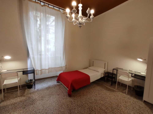 Stanza condivisa inVia del Bronzino  - Gallery -  3