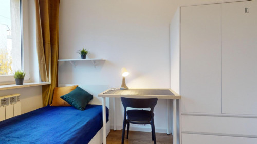 Graceful single bedroom in Jary