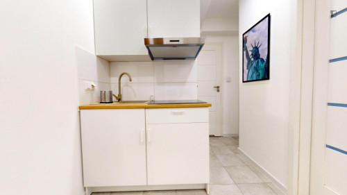 Graceful single bedroom in Jary