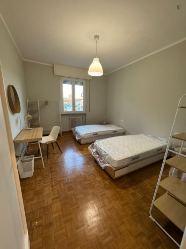 Bright Bedroom with private bathroom in Florence