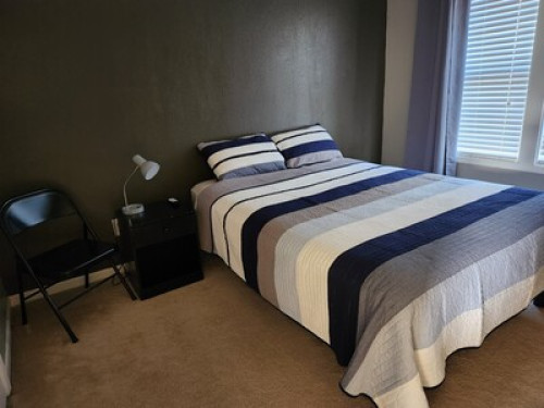 Room/bonus room/private bath