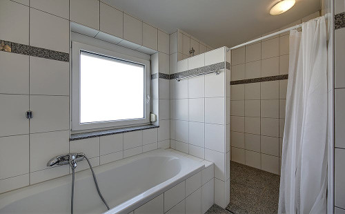 Zimmer in der Aachener Straße 8