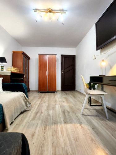Nice little single bedroom in Mokotów