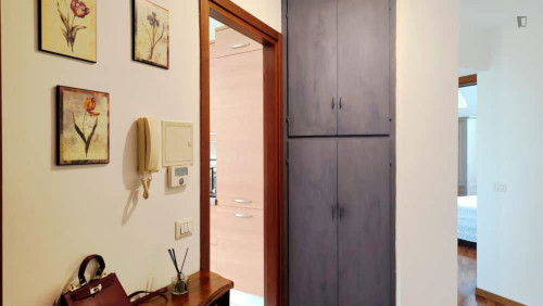 Modern 2 bedroom apartment near Milano Porta Romana train station