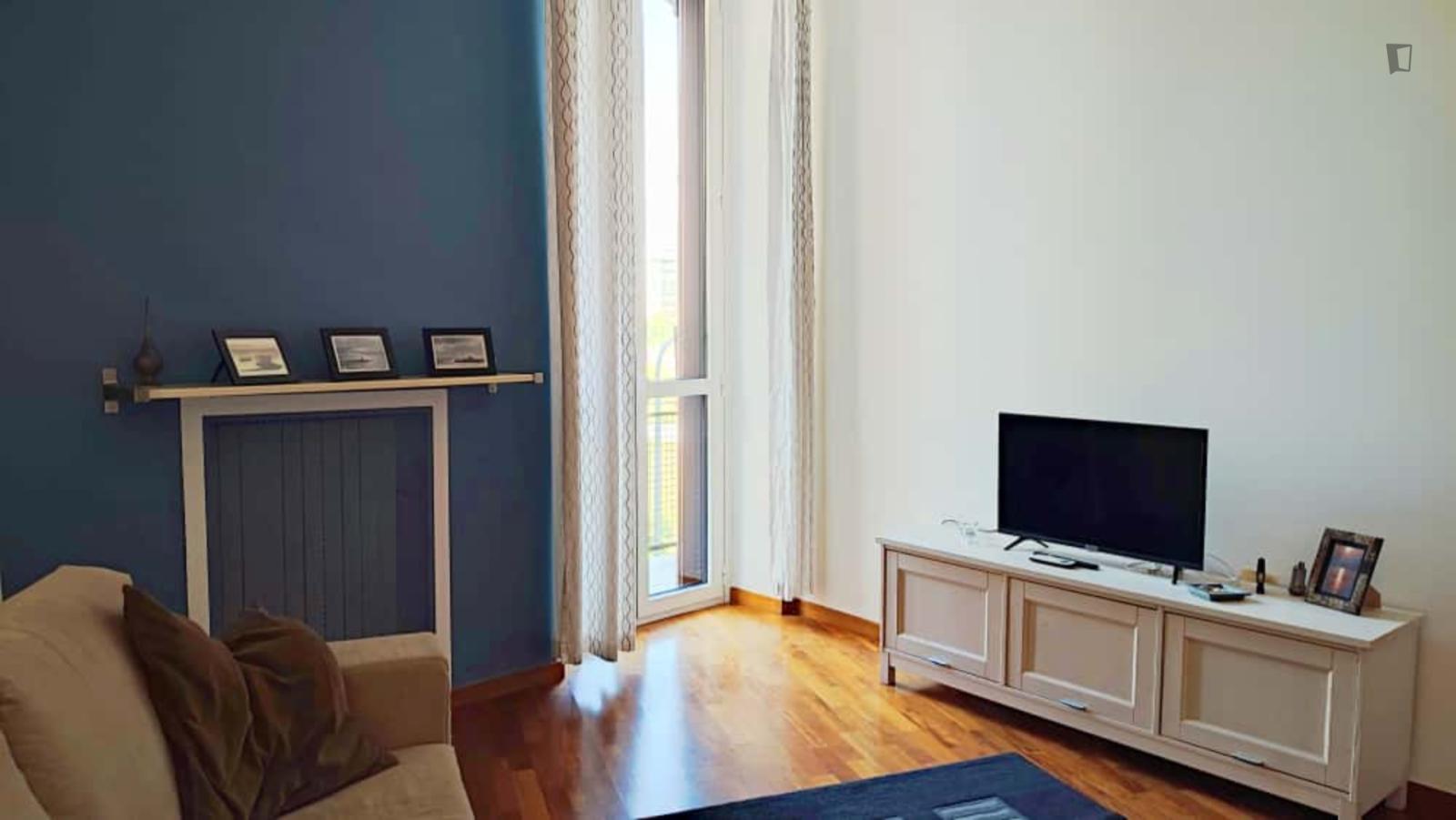  Modern 2 Bedroom Apartment Near Milano Porta Romana Train Station  -  Modern 2 bedroom apartment near Milano Porta Romana train station  - Gallery -  1
