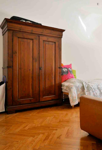 Very neat single bedroom near the Forlanini metro