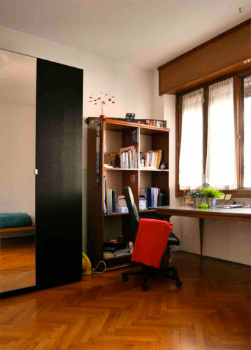 Bed in a welcoming twin bedroom, in Città Studi - Politecnico