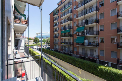 Charismatic double bedroom near the Corvetto metro  - Gallery -  5