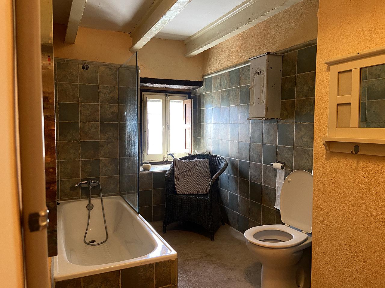 Private Comfort Room - Beautifully Restored Rural Coliving Masia with Nature & Adventure at Montseny Natural Park - Gallery - 2