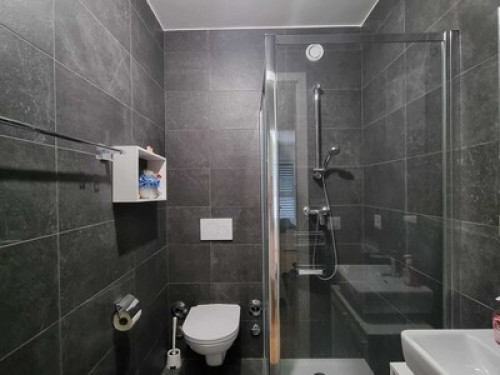 Room for 2 in Geneva