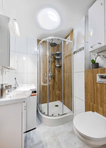 Very nice single bedroom near Warszawa Okęcie train station