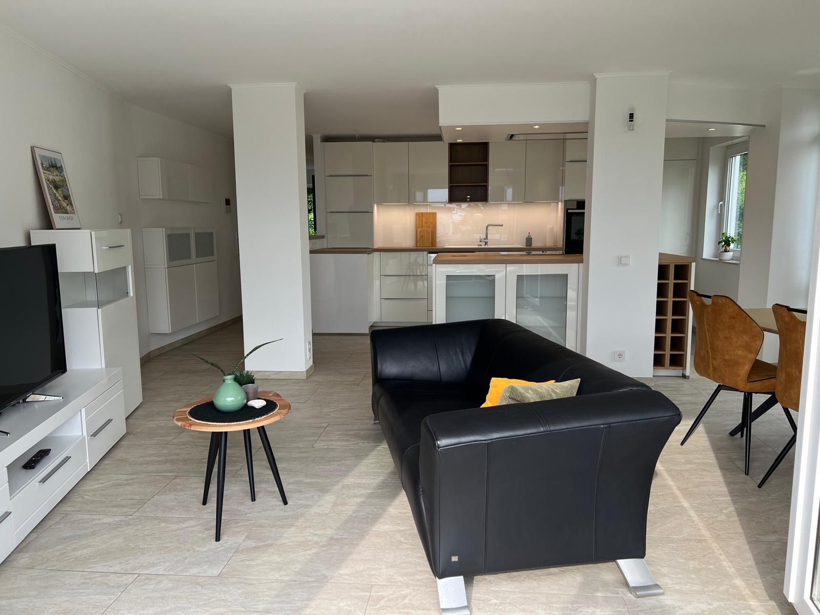 Exklusive 2,5-Zimmer-Wohnung Möbliert & Befristet – Ideal Für Firmen & Pendler - Exklusive 2,5-Zimmer-Wohnung möbliert & befristet – ideal für Firmen & Pendler - Gallery - 3