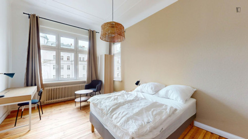 Neat double bedroom in Friedenau