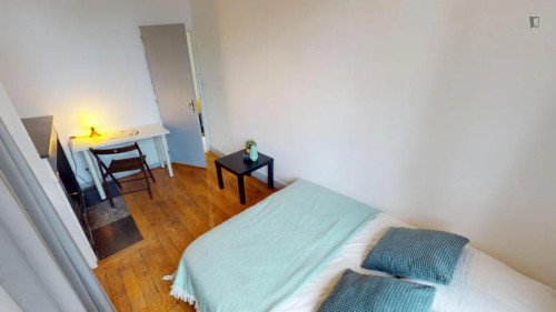 Sublime double bedroom near the Lyon-Saint-Paul train station