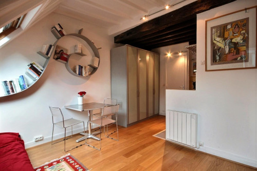 Welcoming studio near Jardin du Luxembourg
