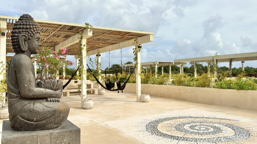 Beautiful Stunning Complex w/ Pool + Terrace near Hotel Zone Home