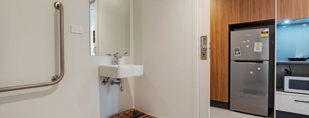 Double Premium (Accessible) - Auckland Central - Gallery - 3
