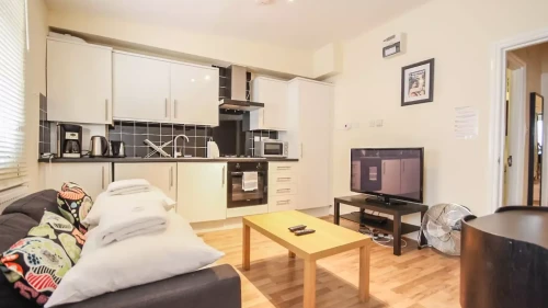 Whole 1 bedroom apartment for rent in Camden Town  - Gallery -  4