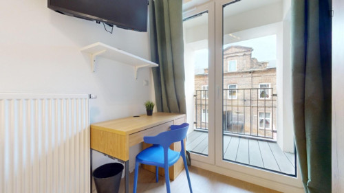 Neat single bedroom near Pruszków station