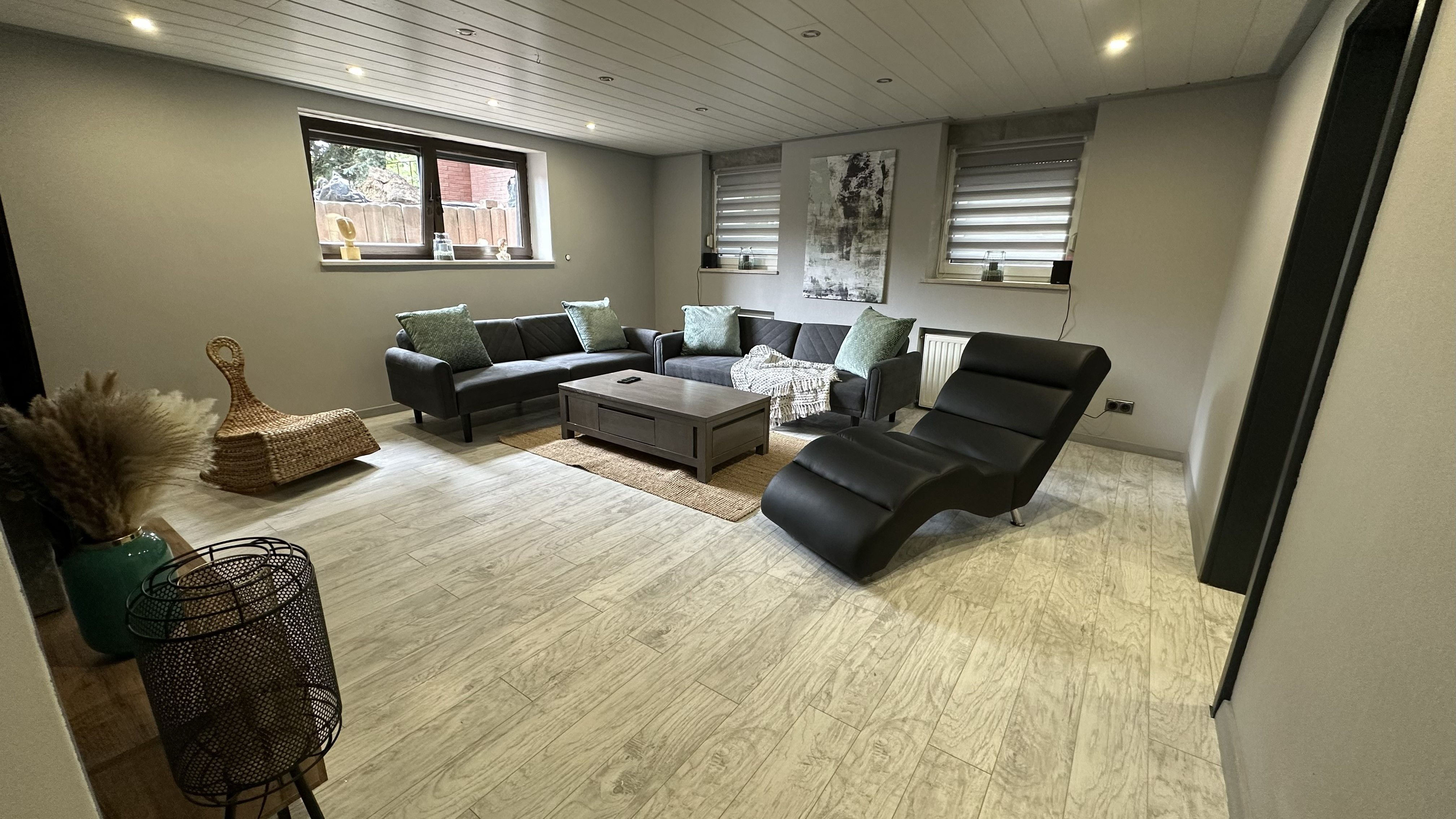 Comfortable Hideaway In Solingen’s Heart – Tastefully Furnished Basement Flat - Comfortable Hideaway in Solingen’s Heart – Tastefully Furnished Basement Flat - Gallery - 9