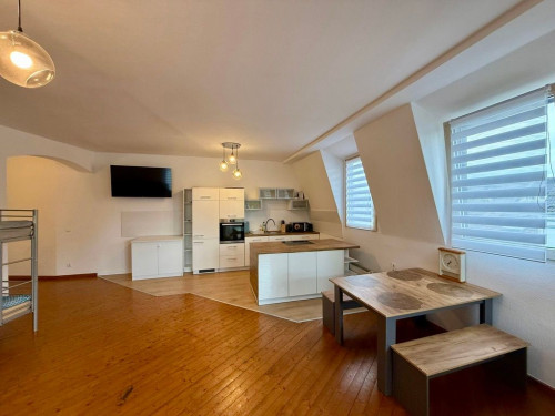 Spacious Furnished 2-Room Apartment in Duisburg-Homberg