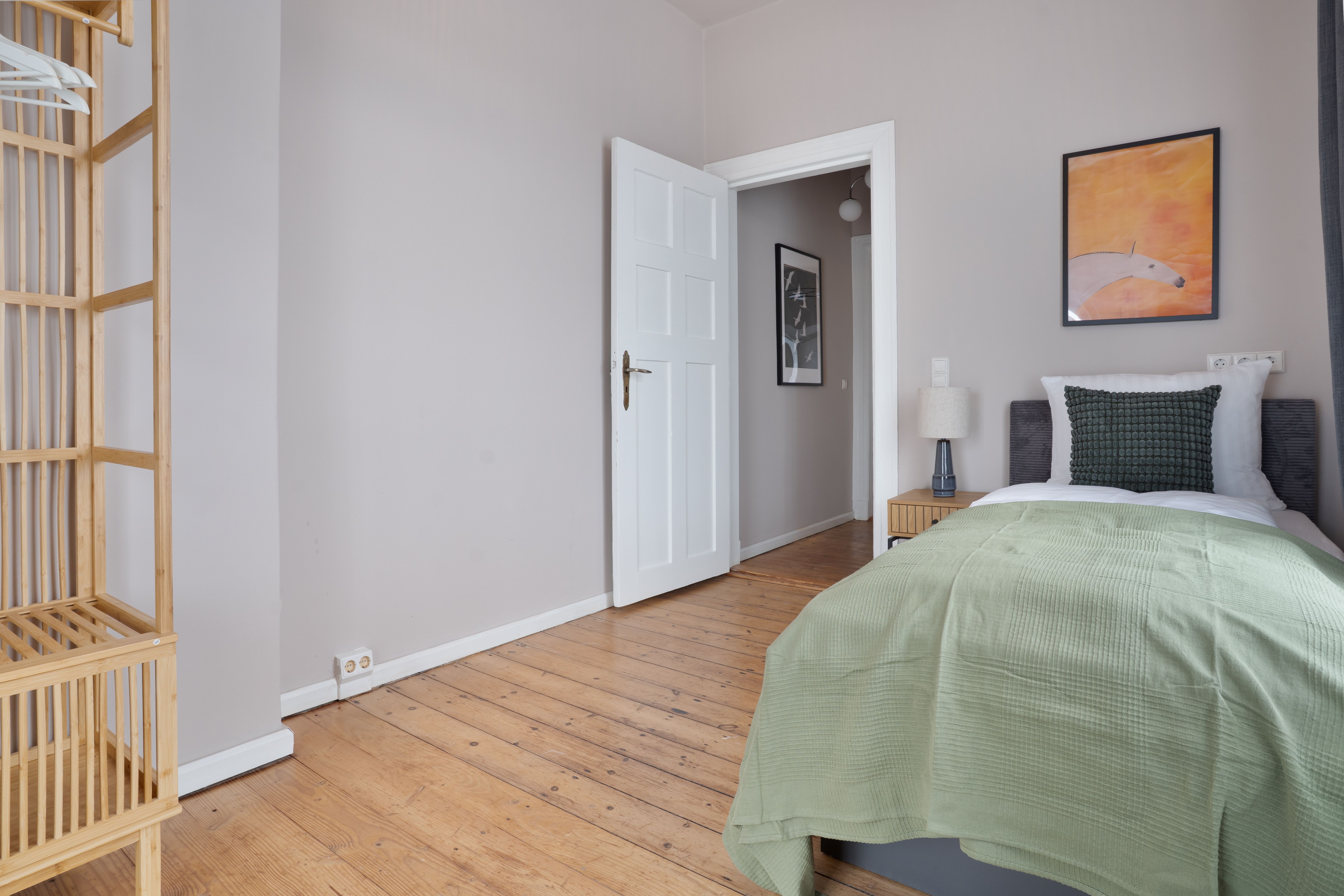 Three-Bedroom Apartment With Balcony - Three-Bedroom Apartment with balcony - Gallery - 13