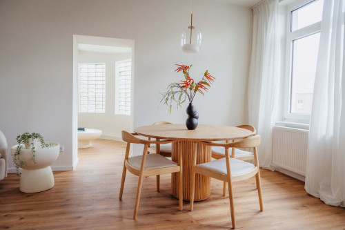 Nearby Town Hall, exclusive designer furnishings - Gallery - 20