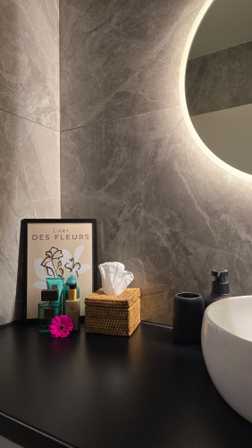 Garage included: Forest-Edge Apartment near Trade Fair & Airport