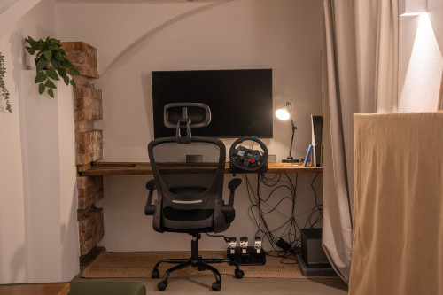 Premium Flat Old Town | 100" TV & Gaming