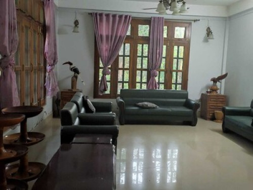 make yourselves at home comfortably