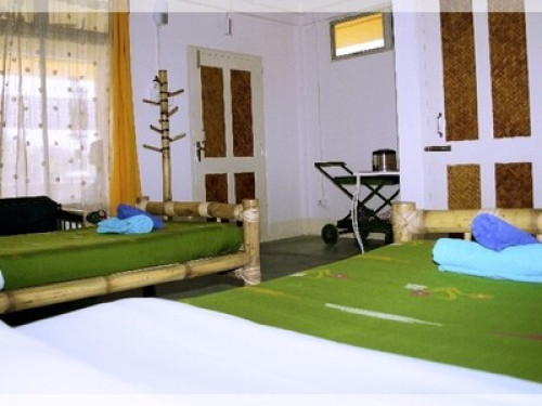 Longchen Homestay