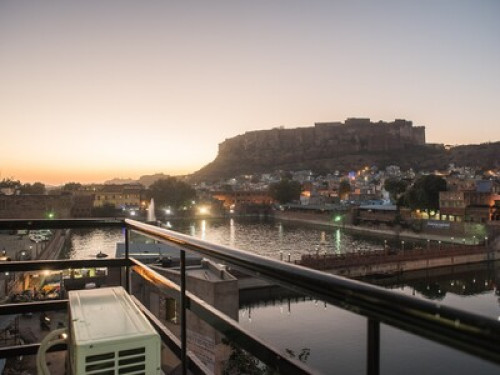 Fort & Lake View Stay in Jodhpur - Gallery - 64