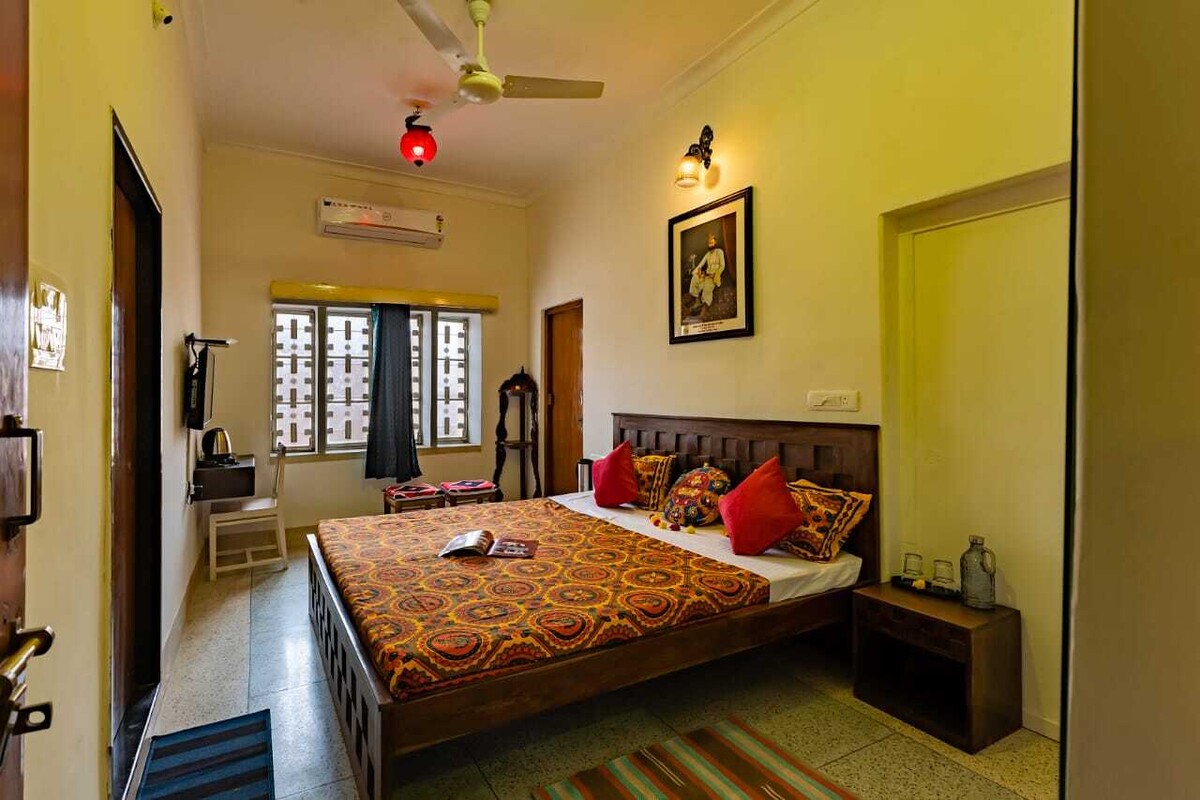Bedroom Number 4(Single Bed) - 1