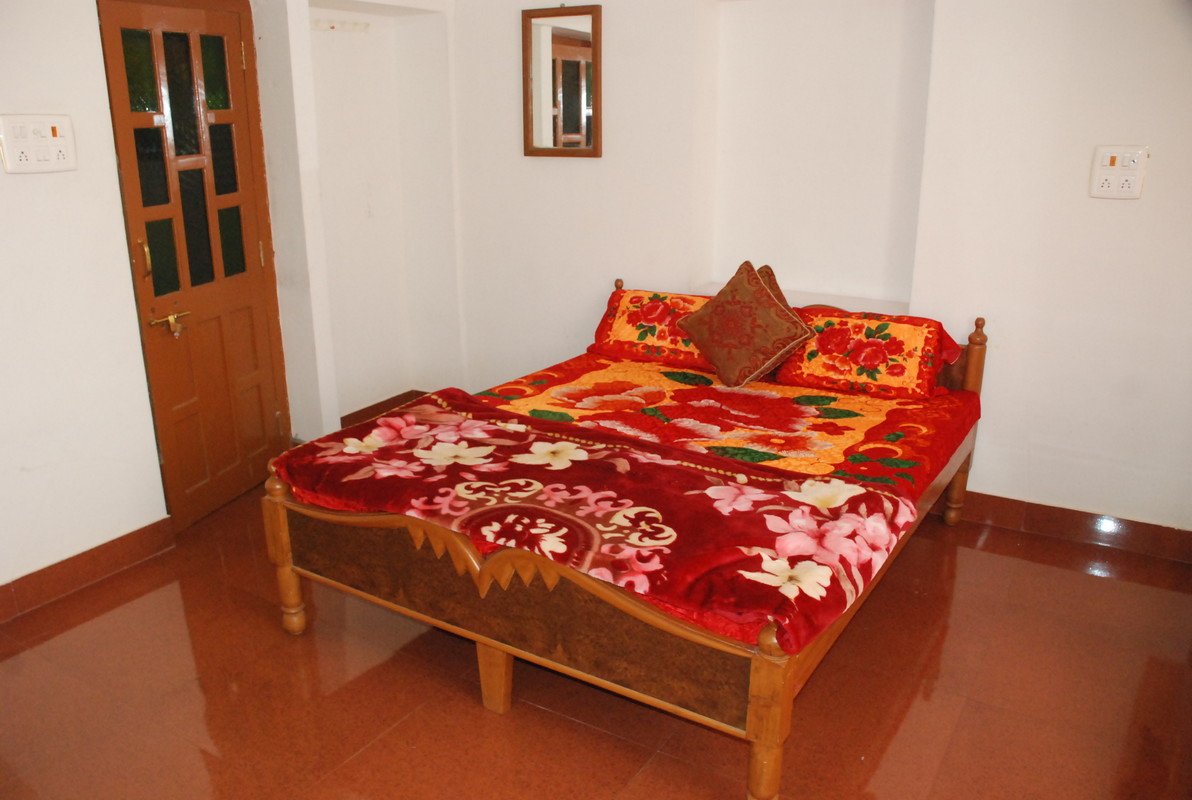 Deluxe Room 1(Single Bed) - 1