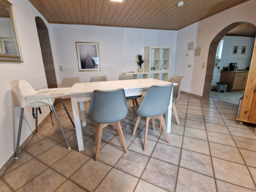 Spacious, modern apartment in Büttelborn