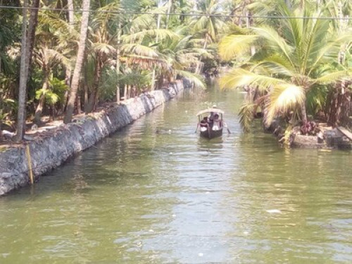 white house home stay  in alleppey