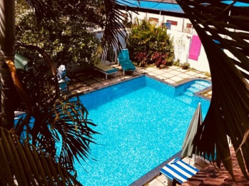 Friendly family at Marari Beach