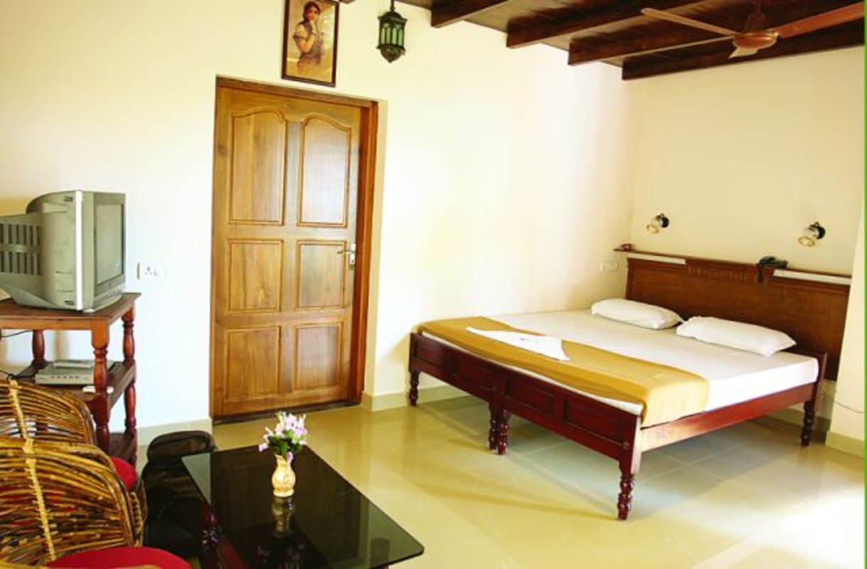 Cnal View 2(Full Room) - 1