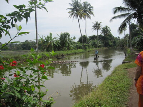 Friendly family in Kerala Backwater