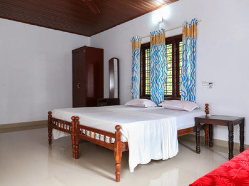 LOVEDALE LAKESIDE HOMESTAY