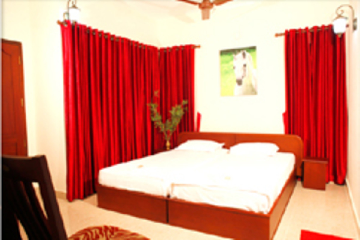  Side View Room(Full Room)  -  Clean affordable rooms  - Gallery -  1