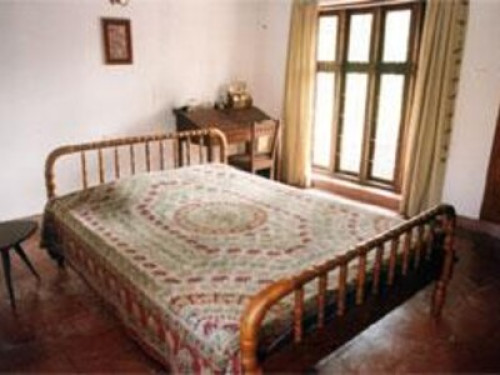 A home stay with ethnic cuisine 