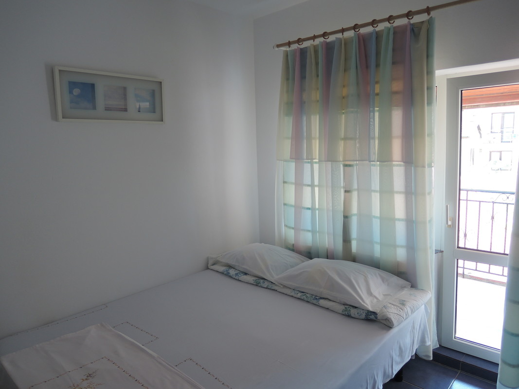 Double Bedroom(Single Bed) - 1
