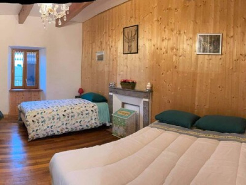 guest room beautiful horizon Aubrac 12