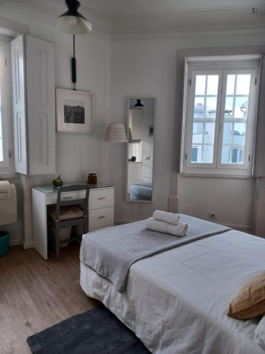 Powerful Studio close to Coimbra Train Station