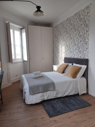 Powerful Studio close to Coimbra Train Station