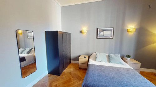 Neat double bedroom near Gare Part-Dieu V.Merle metro station