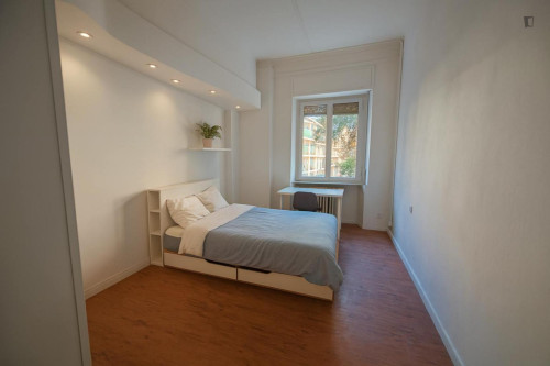 Very nice bedroom near the Lambrate train station