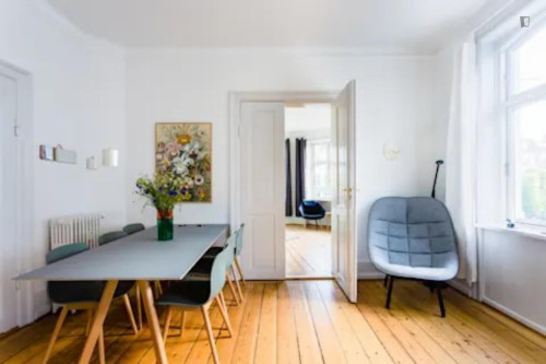 Snug double bedroom in Frederiksberg C